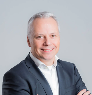 Headshot of Marc Smith