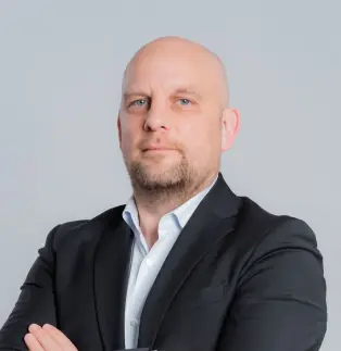 Headshot of Arne Wolfgramm